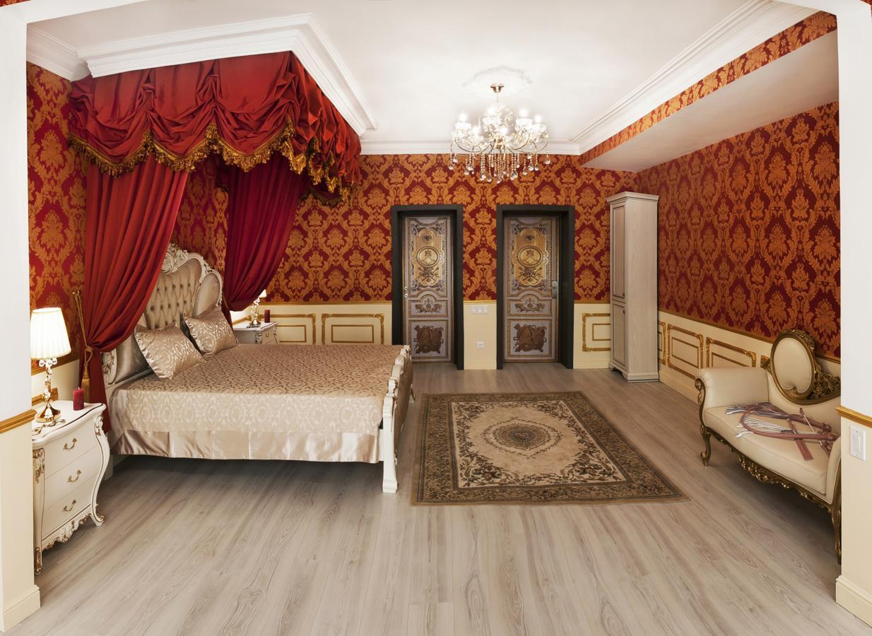 Dating Hotel Cherry Twins (Adults Only) Kiev Bagian luar foto